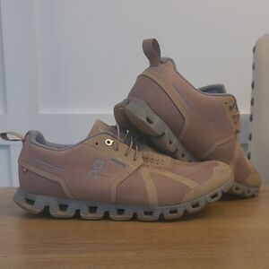 On Running Women Brown Athletic Shoes